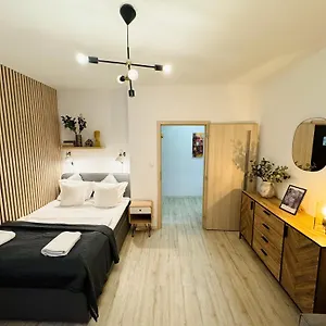 Apartmán Nicelovely & Dlouha, Praha